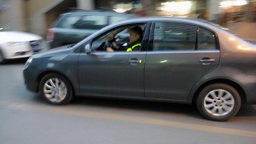 成都職業(yè)驗(yàn)車師